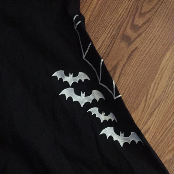 Spider web dress - Picture 3 of 4